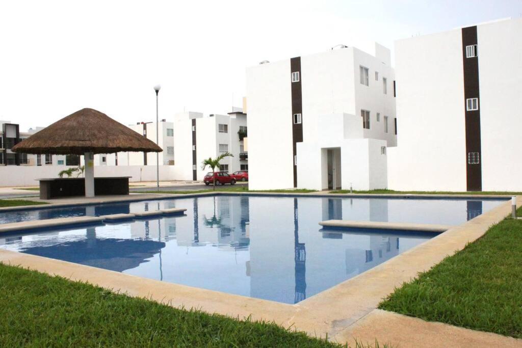Appartamento Depa De Playa C/Alberca Cerca De La 5A Avenida Playa del Carmen Esterno foto